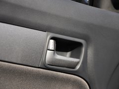 2013款 1.5L 自动 时尚型