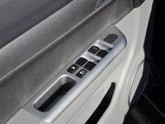 2013款 1.5L 自动 时尚型