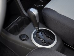 2013款 1.5L 自动 时尚型