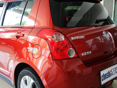 2013款 1.5L 自动 时尚型
