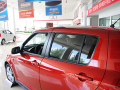 2013款 1.5L 自动 时尚型