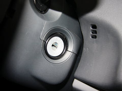 2013款 1.5L 自动 时尚型