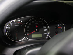 2013款 1.5L 自动 时尚型