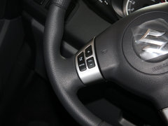 2013款 1.5L 自动 时尚型