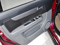 2013款 1.5L 自动 时尚型