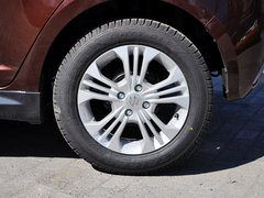 2013款 1.5L 自动 运动型