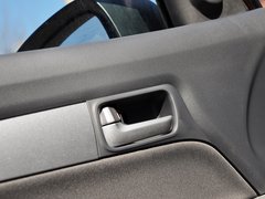 2013款 1.5L 自动 运动型