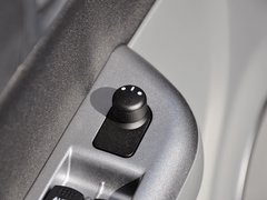 2013款 1.5L 自动 运动型