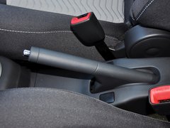 2013款 1.5L 自动 运动型
