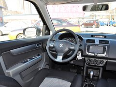 2013款 1.5L 自动 运动型
