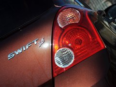 2013款 1.5L 自动 运动型