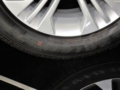 2013款 1.5L 自动 运动型
