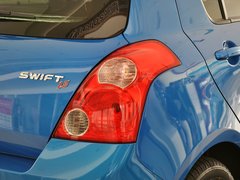 2013款 1.5L 自动 运动型