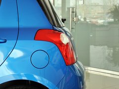 2013款 1.5L 自动 运动型