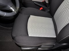 2013款 1.5L 自动 运动型