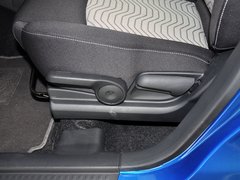 2013款 1.5L 自动 运动型