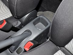 2013款 1.5L 自动 运动型