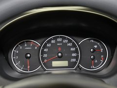 2013款 1.5L 自动 运动型