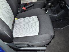 2013款 1.5L 自动 运动型