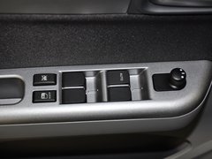 2013款 1.5L 自动 运动型