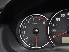 2013款 1.5L 自动 运动型