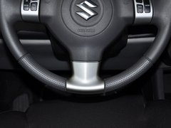 2013款 1.5L 自动 运动型