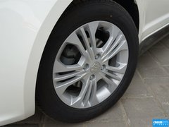 2013款 1.5L 自动 运动型