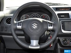 2013款 1.5L 自动 运动型