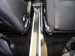 2013款 1.6L AT COOPER版 4座