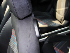 2013款 1.6L AT COOPER版 4座