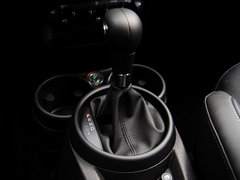 2013款 1.6L AT COOPER版 4座