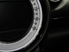 2013款 1.6L AT COOPER版 4座