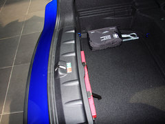 2013款 1.6L AT COOPER版 4座