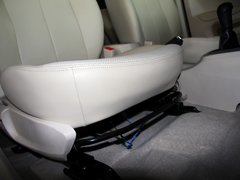 2013款 1.5L 手动 标准型