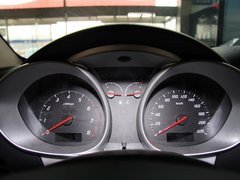2013款 1.5L 手动 标准型