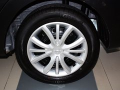 2013款 1.5L 手动 标准型