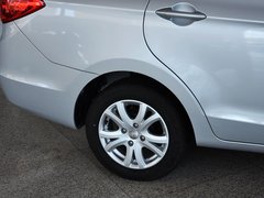 2013款 1.5L 手动 精英型