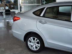 2013款 1.5L 手动 精英型