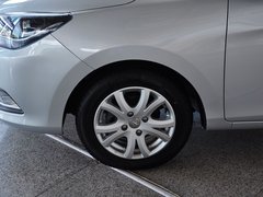 2013款 1.5L 手动 精英型