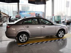 2013款 1.6L 手动 三厢旗舰版