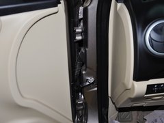2013款 1.6L 手动 三厢旗舰版