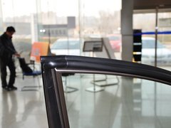 2013款 1.6L 手动 三厢旗舰版