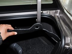2013款 1.6L 手动 三厢旗舰版