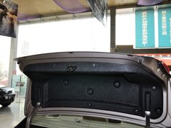 2013款 1.6L 手动 三厢旗舰版