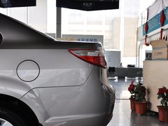 2013款 1.6L 手动 三厢旗舰版