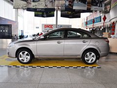 2013款 1.6L 手动 三厢旗舰版