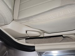 2013款 1.6L 手动 三厢旗舰版