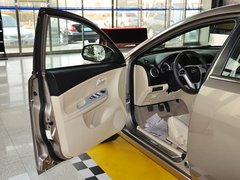 2013款 1.6L 手动 三厢旗舰版