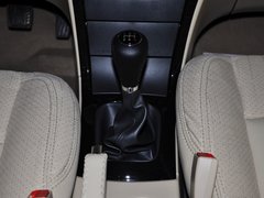 2013款 1.6L 手动 三厢旗舰版