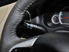 2013款 1.6L 手动 三厢旗舰版